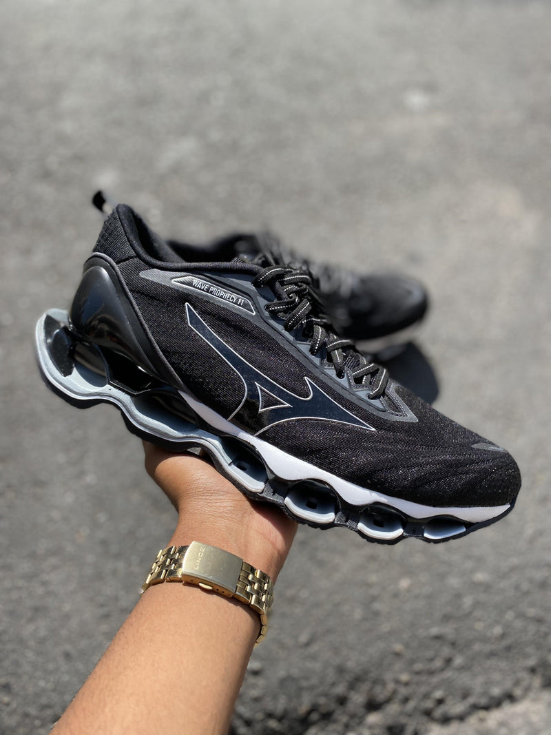 Mizuno Prophecy 11